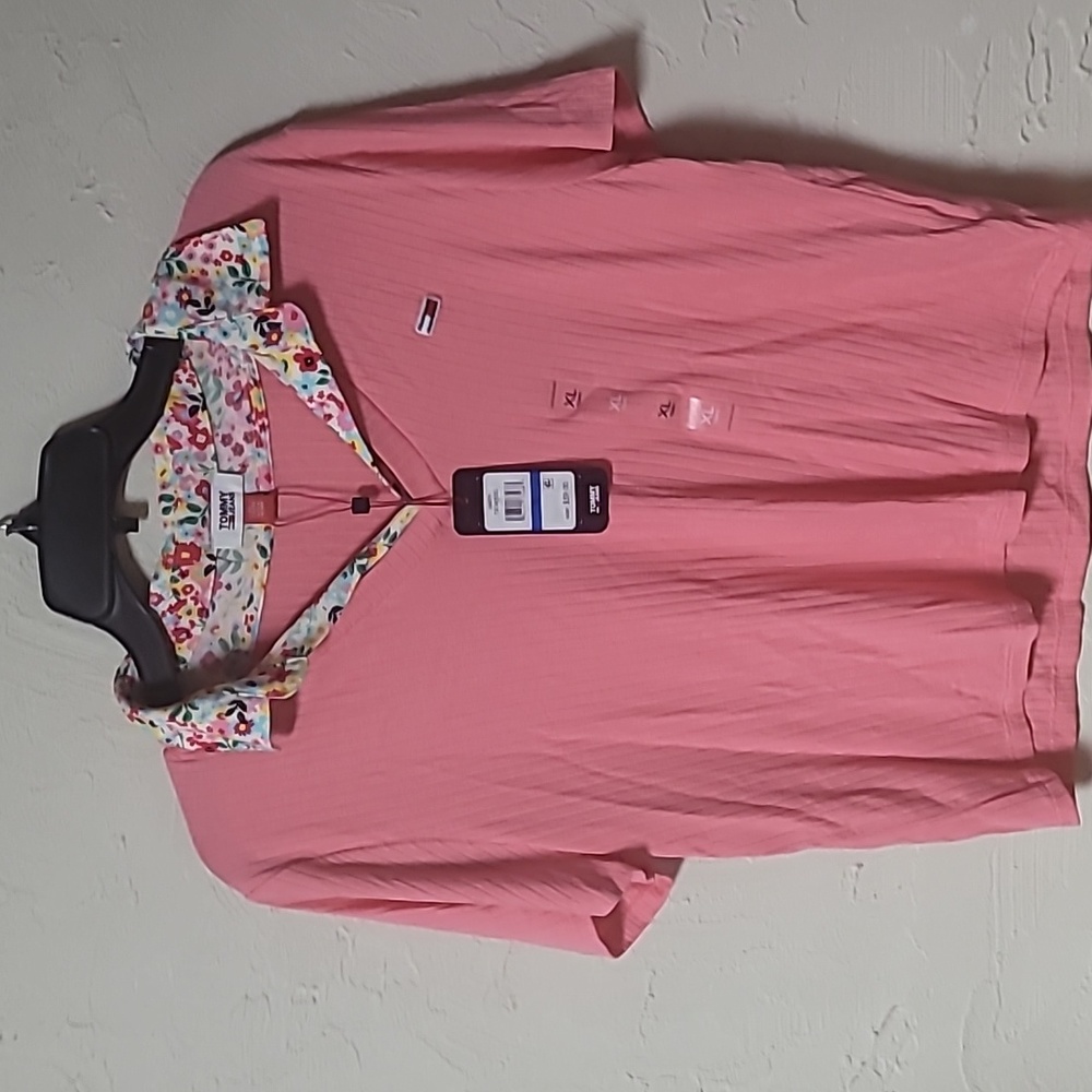 Tommy Hilfiger top